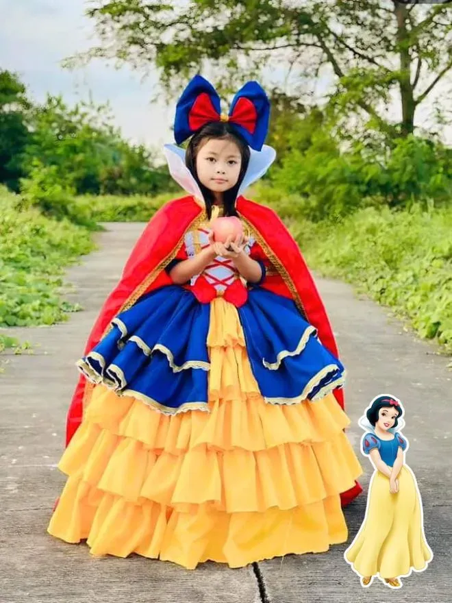 Costume