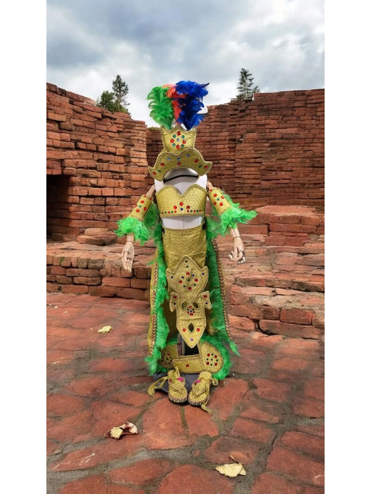 Costume